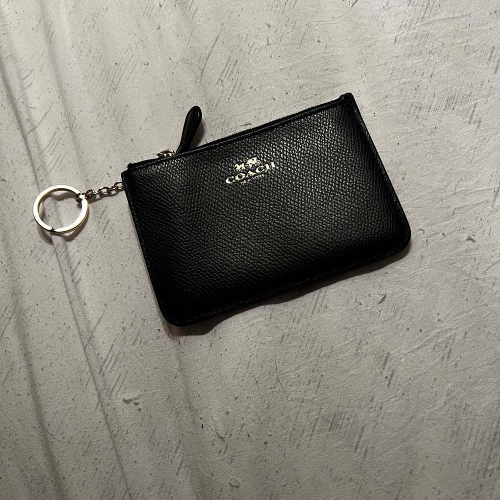 Coach Zip up card case